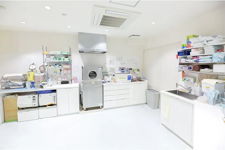 患者様、そしてスタッフを守るための滅菌対策